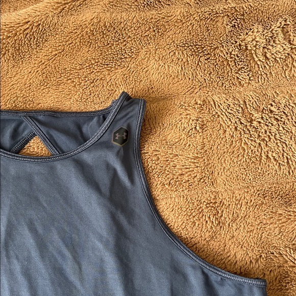 Under Armour Women's Blue Tank Top - Picture 2 of 5